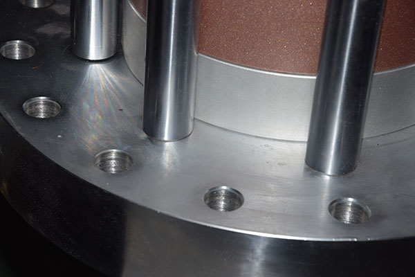 60噸的標(biāo)準(zhǔn)型增壓缸產(chǎn)品細(xì)節(jié)圖5 60噸的標(biāo)準(zhǔn)型增壓缸產(chǎn)品細(xì)節(jié)圖5