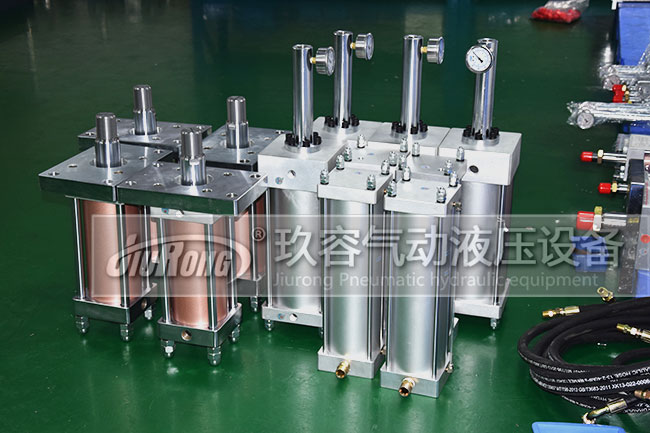 儲油筒分離型預壓式氣液增壓器配油缸 儲油筒分離型預壓式氣液增壓器配油缸