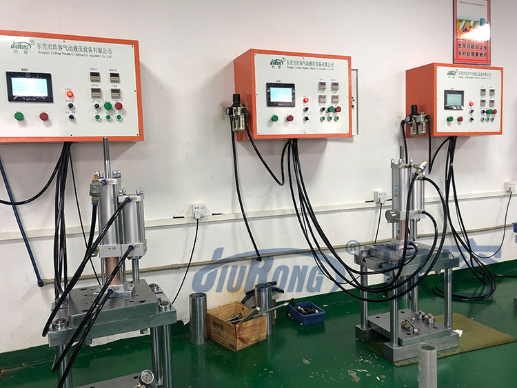 總行程可調(diào)增壓缸產(chǎn)品測試 總行程可調(diào)增壓缸產(chǎn)品測試