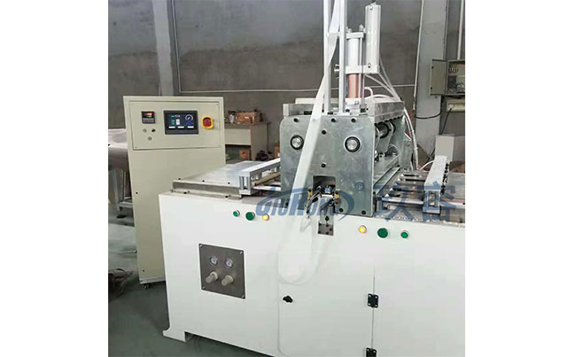 3噸氣液增壓缸在指接機上的應用 3噸氣液增壓缸在指接機上的應用