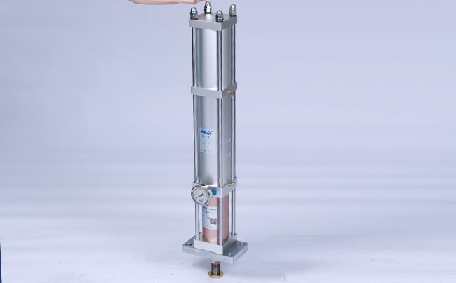 快速單列式氣液增壓缸 快速單列式氣液增壓缸